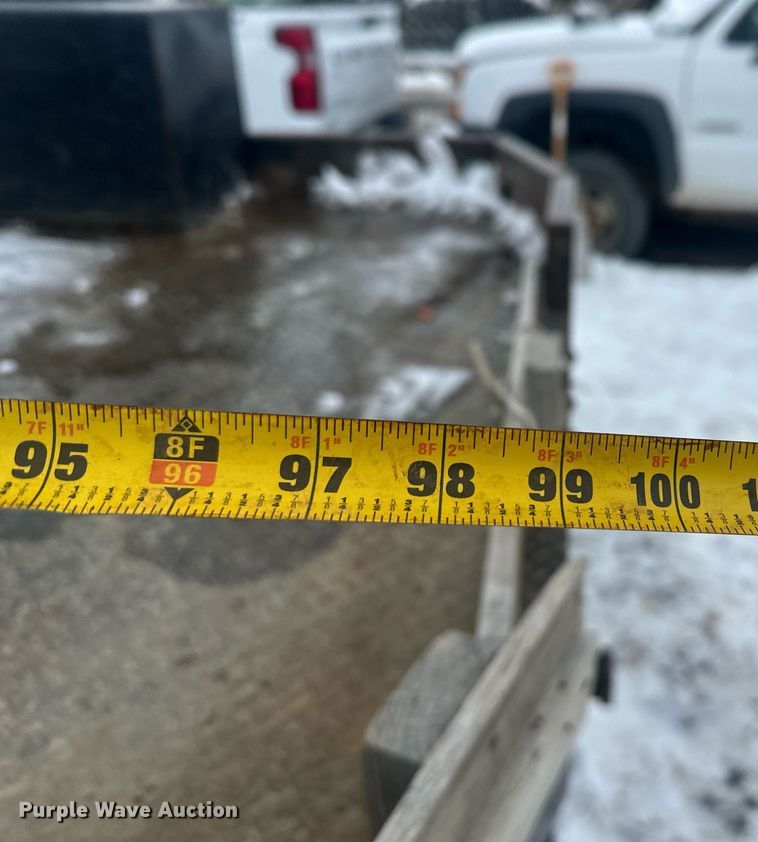 image for item ER5097 2015 Dodge Ram 3500 Crew Cab flatbed pickup truck