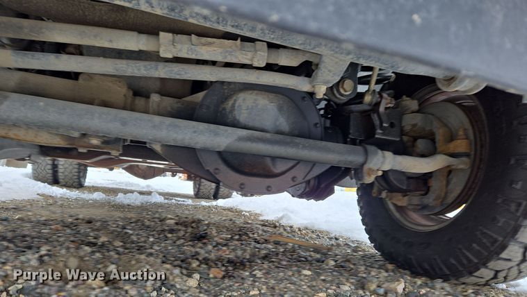 image for item ER5097 2015 Dodge Ram 3500 Crew Cab flatbed pickup truck