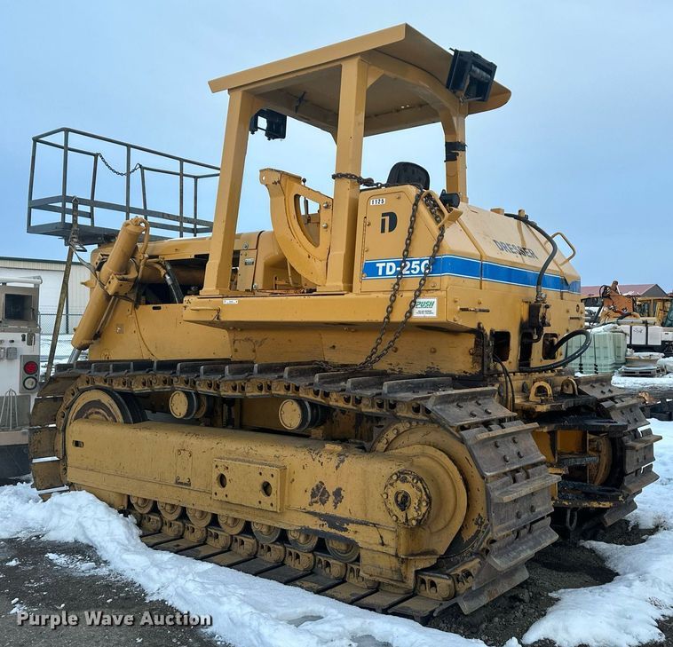 image for item ER5098 Dresser dozer