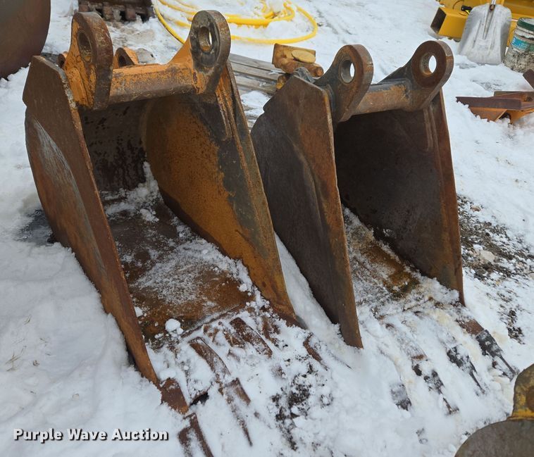 image for item ER5099 (2) backhoe buckets