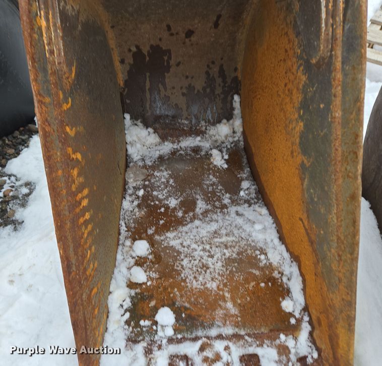 image for item ER5099 (2) backhoe buckets