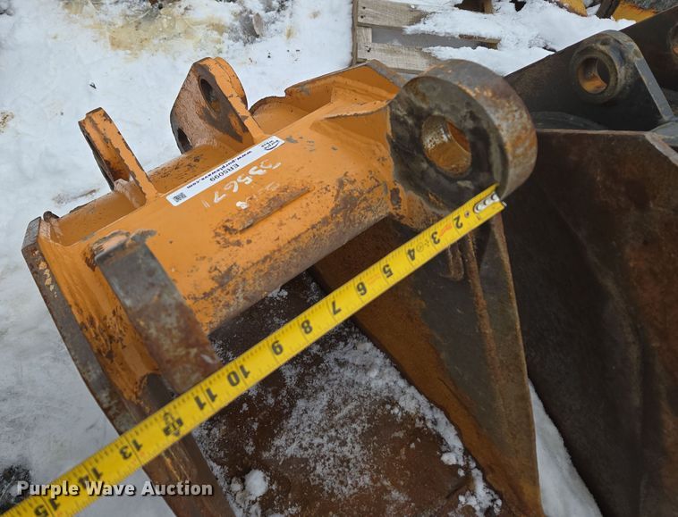 image for item ER5099 (2) backhoe buckets