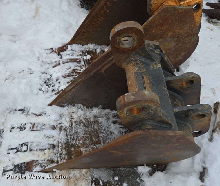 image for item ER5099 (2) backhoe buckets