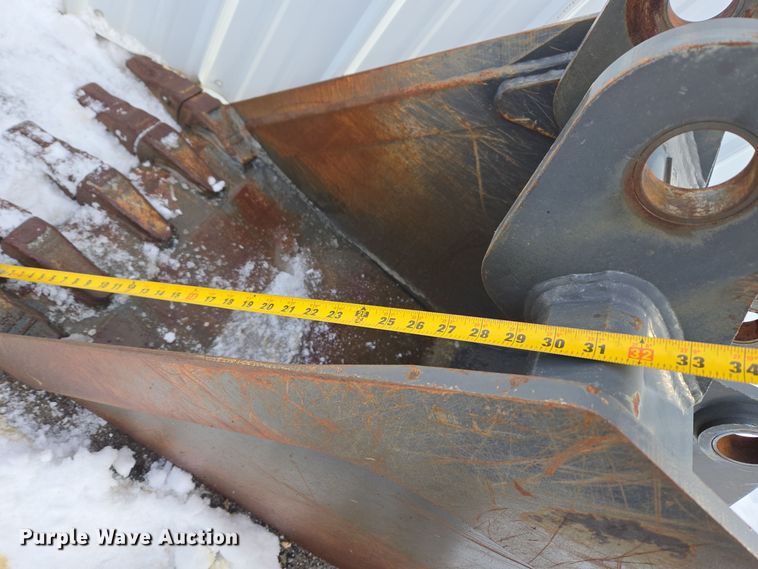 image for item ER5100 Backhoe bucket