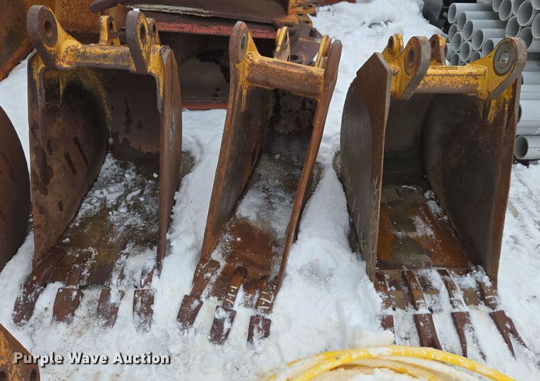 image for item ER5102 (3) backhoe buckets