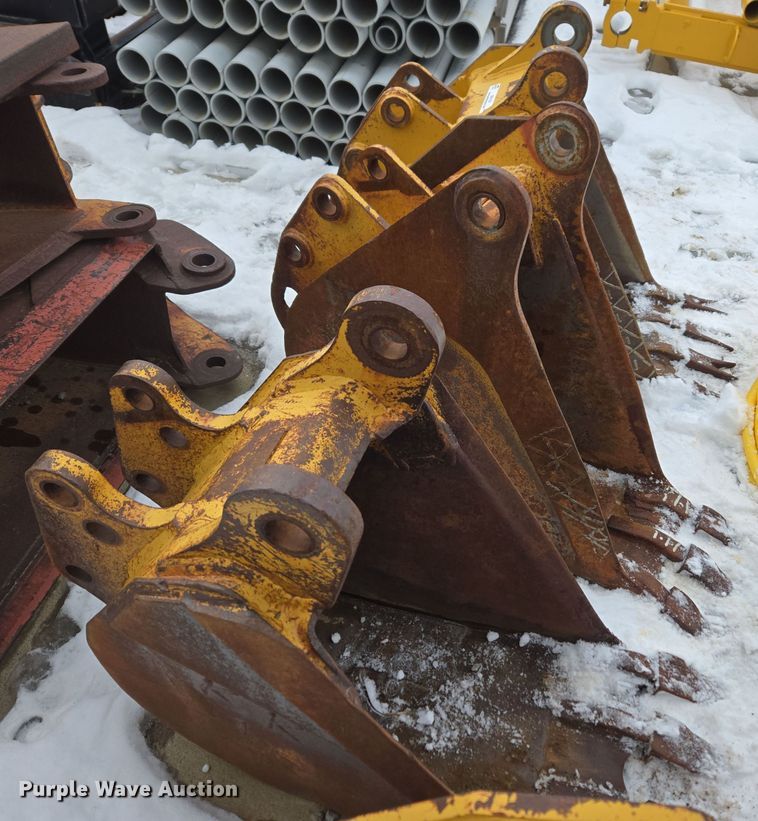 image for item ER5102 (3) backhoe buckets