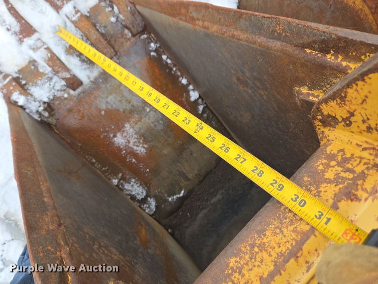 image for item ER5102 (3) backhoe buckets