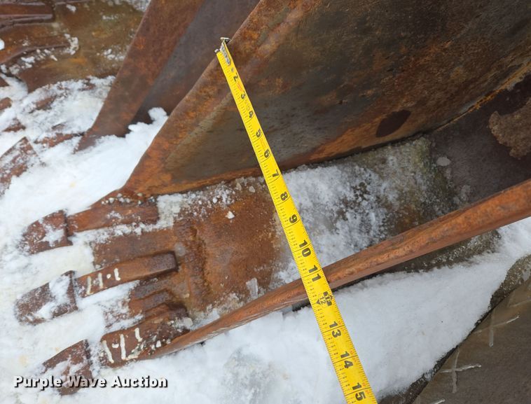 image for item ER5102 (3) backhoe buckets