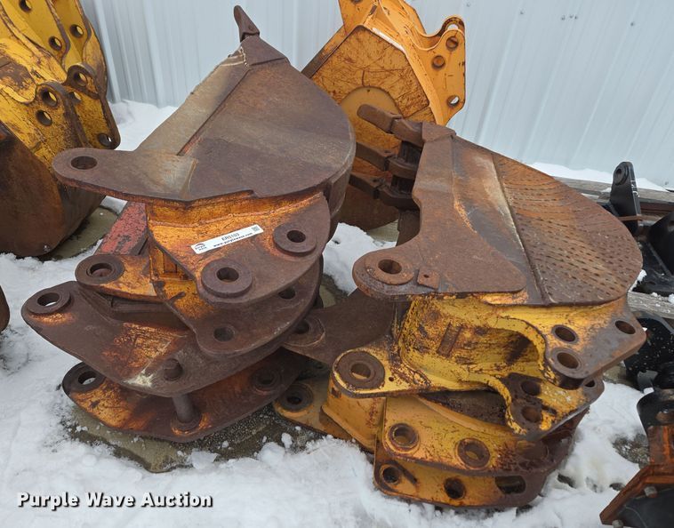 image for item ER5103 (4) backhoe buckets