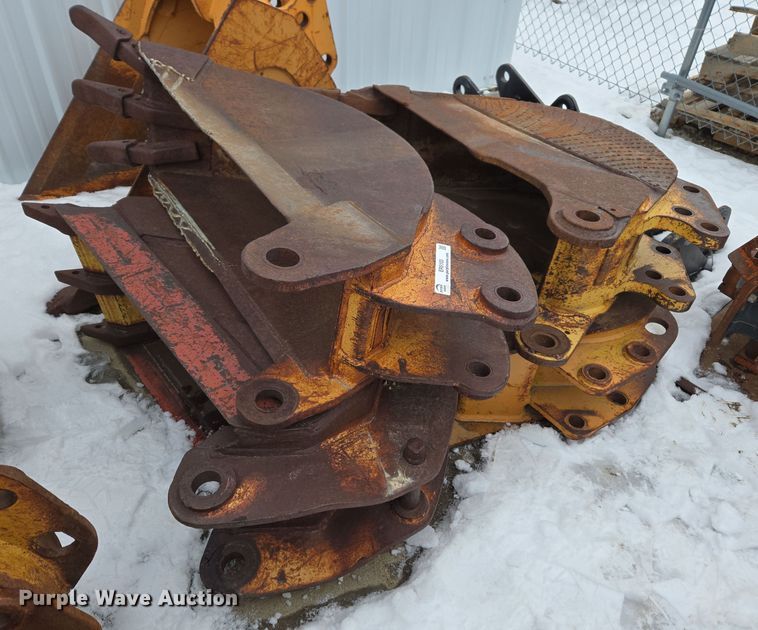 image for item ER5103 (4) backhoe buckets