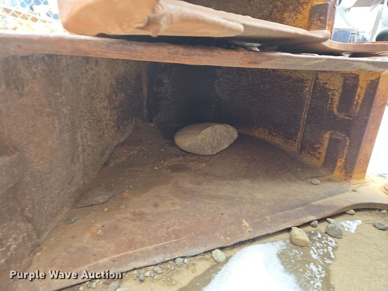 image for item ER5103 (4) backhoe buckets