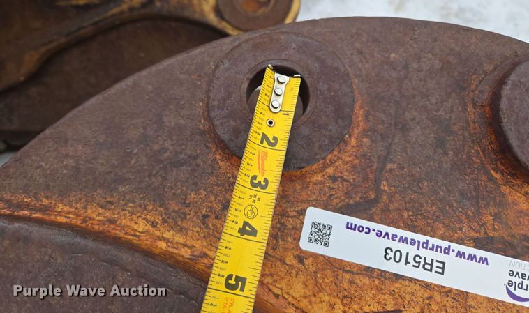 image for item ER5103 (4) backhoe buckets