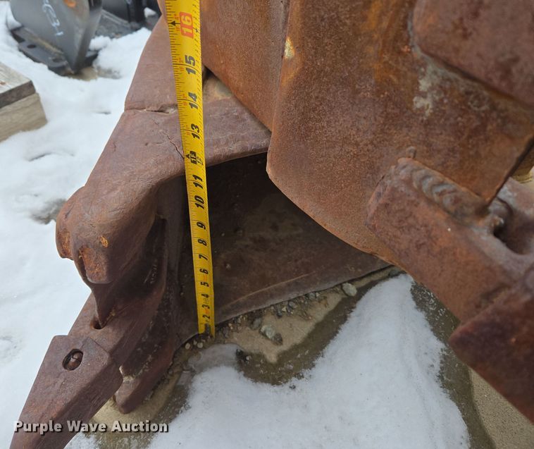 image for item ER5103 (4) backhoe buckets