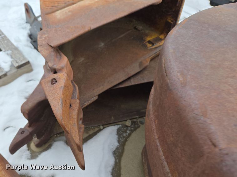 image for item ER5103 (4) backhoe buckets