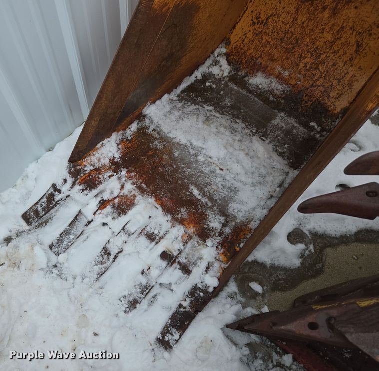 image for item ER5104 (2) backhoe buckets