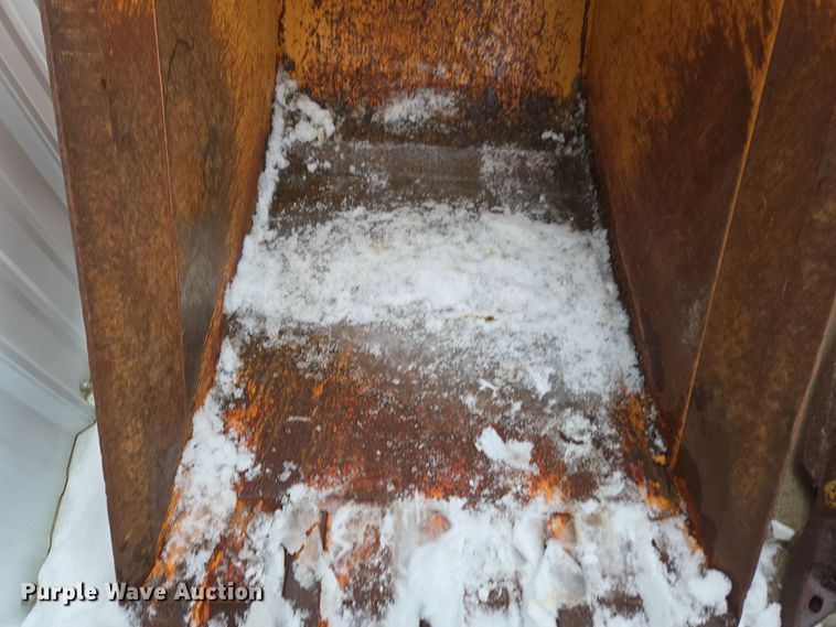 image for item ER5104 (2) backhoe buckets