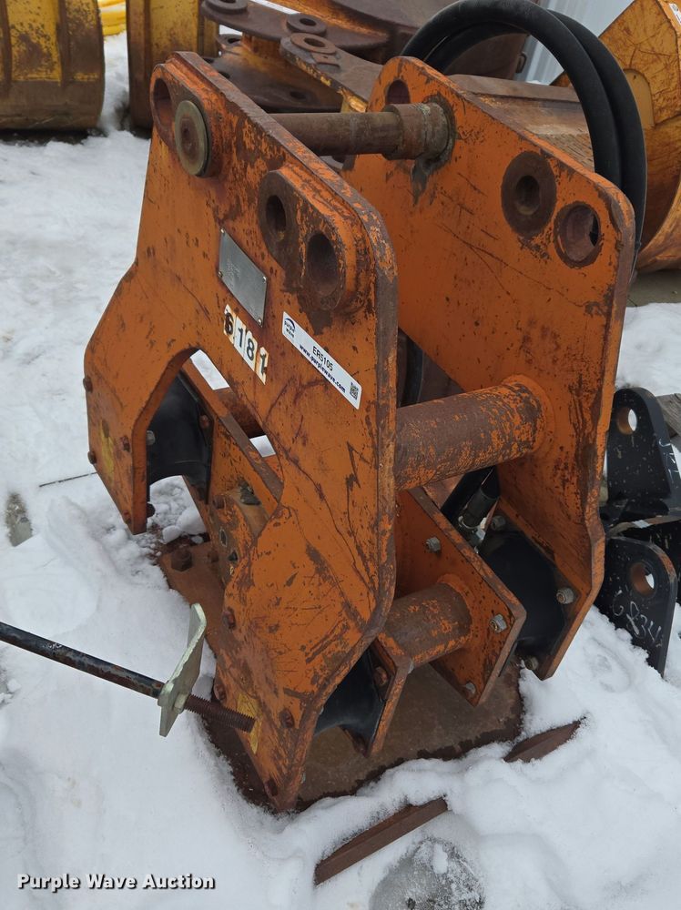 image for item ER5105 2003 Dynatec 8900 backhoe plate compactor