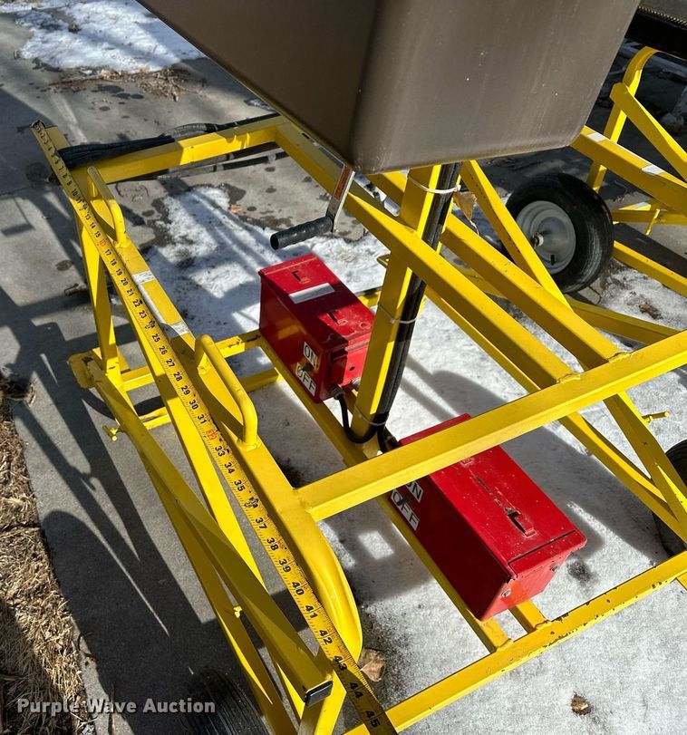 image for item ER5109 (2) light plants