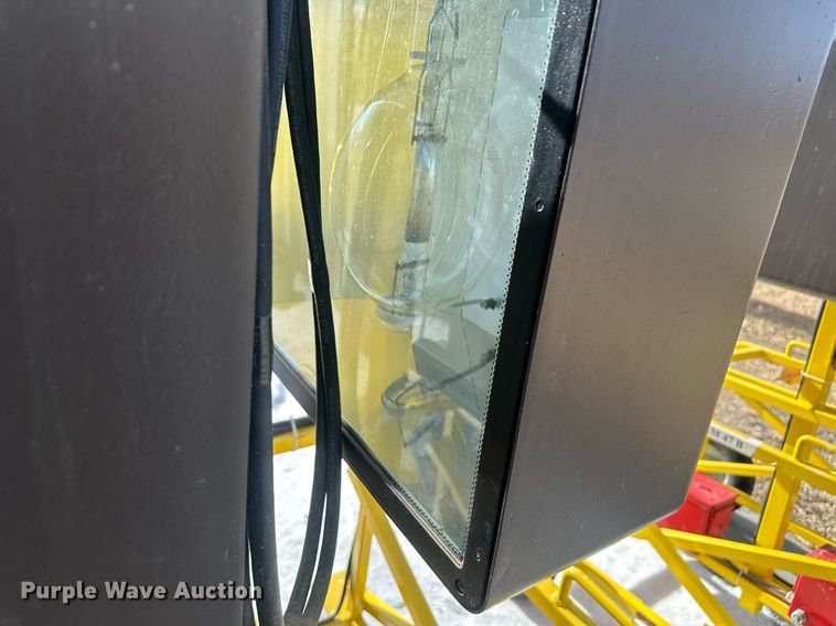 image for item ER5109 (2) light plants