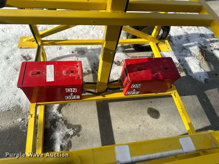 image for item ER5109 (2) light plants