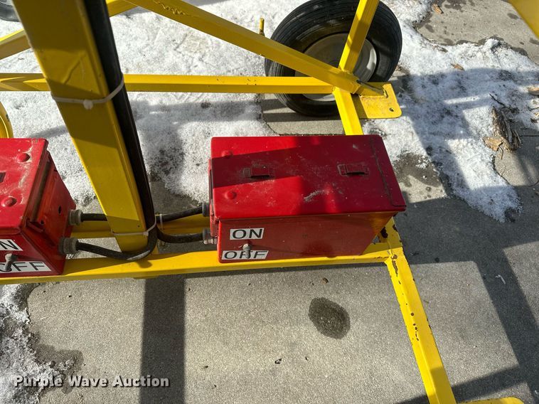 image for item ER5109 (2) light plants