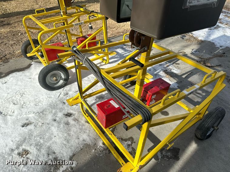 image for item ER5109 (2) light plants