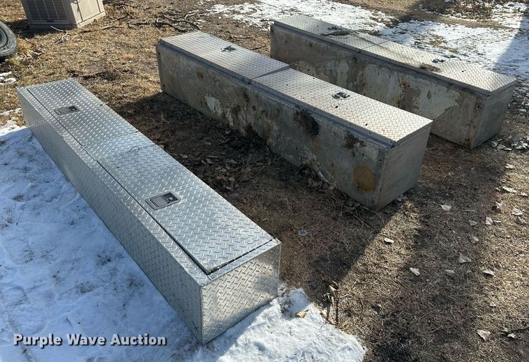 image for item ER5111 (3) toolboxes