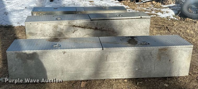 image for item ER5111 (3) toolboxes