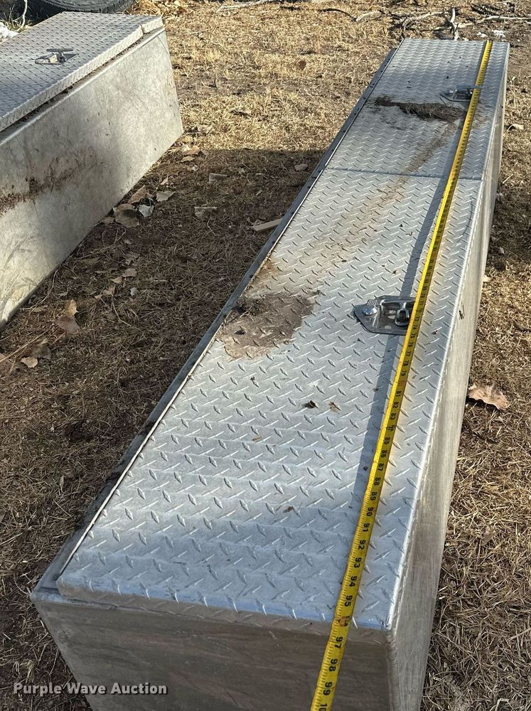 image for item ER5111 (3) toolboxes