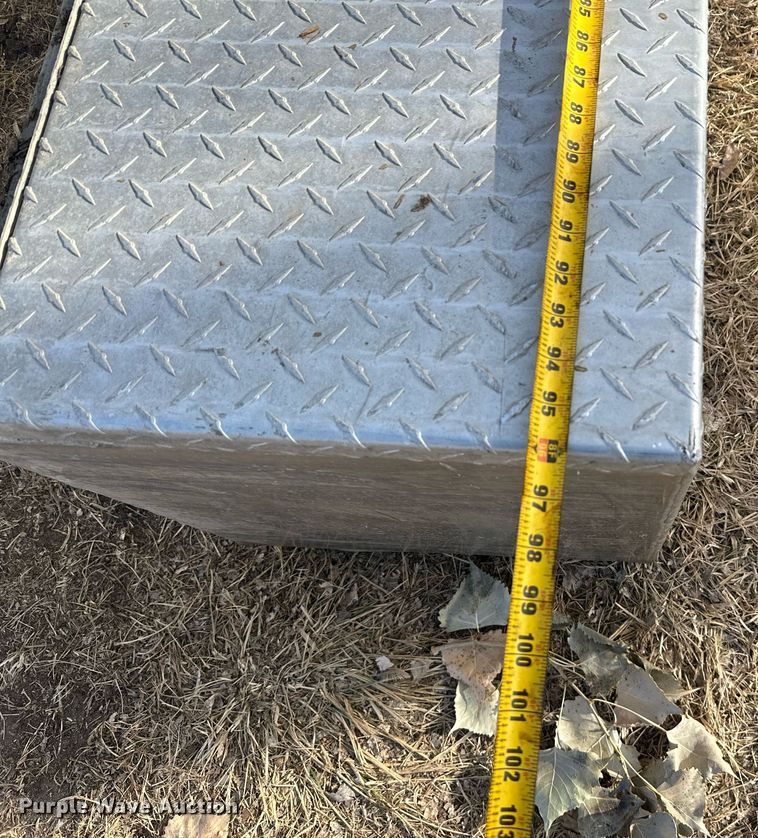 image for item ER5111 (3) toolboxes