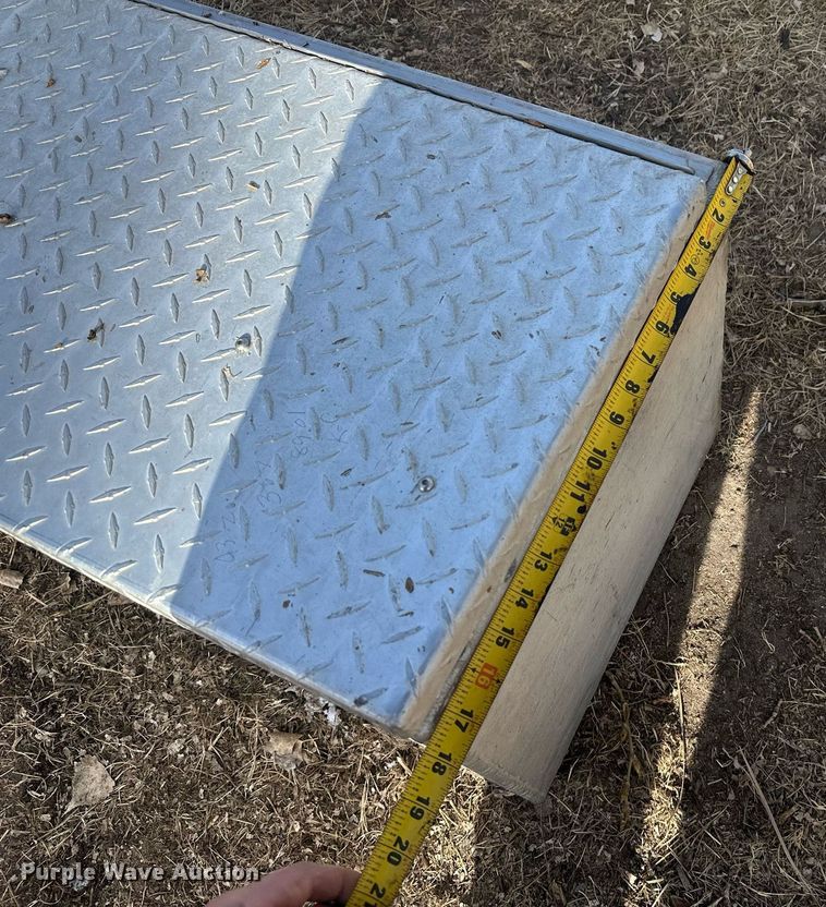 image for item ER5111 (3) toolboxes