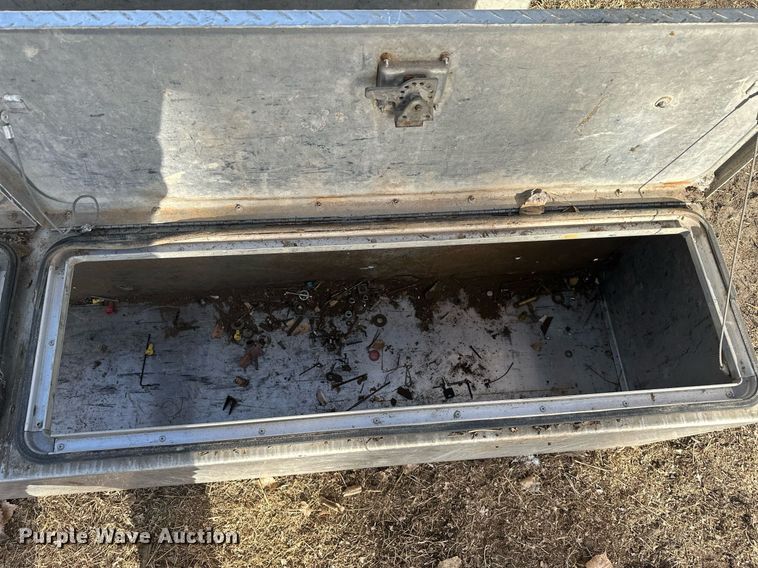 image for item ER5111 (3) toolboxes