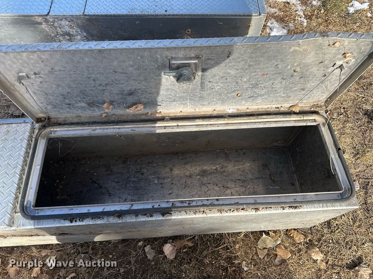 image for item ER5111 (3) toolboxes