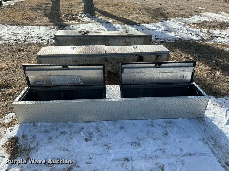 image for item ER5111 (3) toolboxes