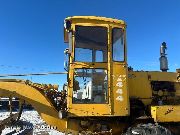 image for item ER5114 1972 Wabco 444 rigid frame motor grader