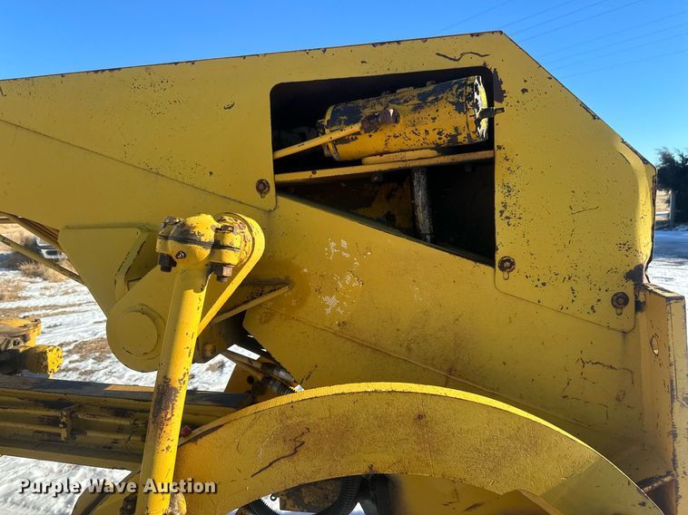 image for item ER5114 1972 Wabco 444 rigid frame motor grader