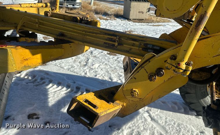 image for item ER5114 1972 Wabco 444 rigid frame motor grader