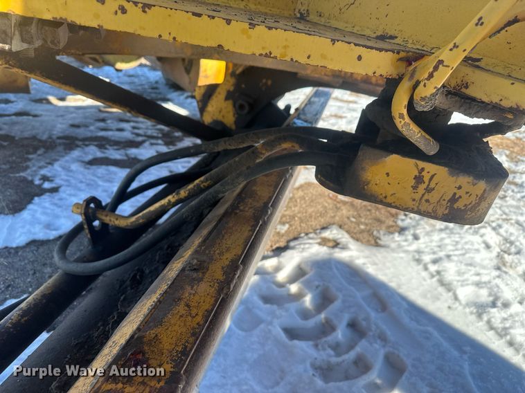 image for item ER5114 1972 Wabco 444 rigid frame motor grader