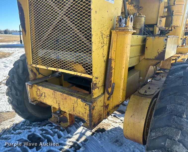 image for item ER5114 1972 Wabco 444 rigid frame motor grader