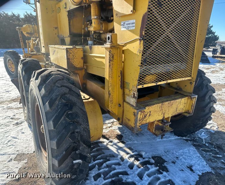 image for item ER5114 1972 Wabco 444 rigid frame motor grader