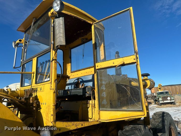 image for item ER5114 1972 Wabco 444 rigid frame motor grader