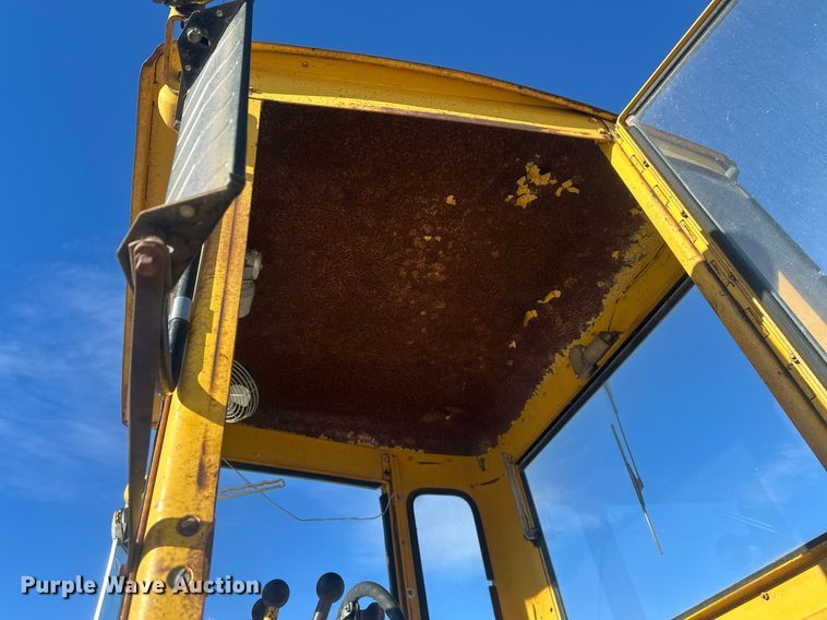 image for item ER5114 1972 Wabco 444 rigid frame motor grader