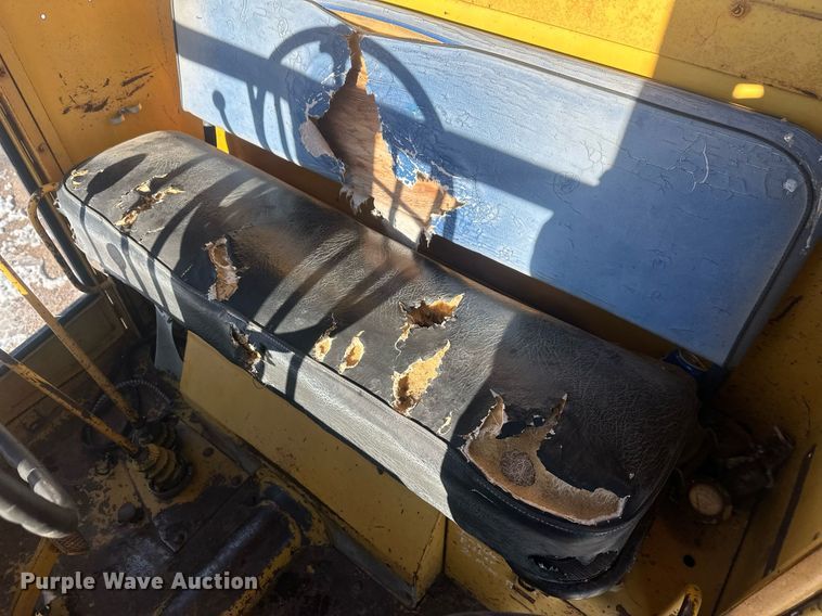 image for item ER5114 1972 Wabco 444 rigid frame motor grader