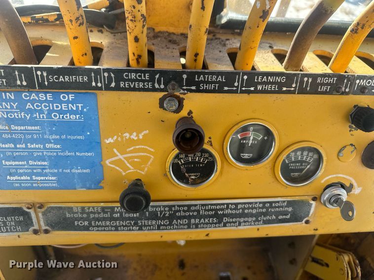 image for item ER5114 1972 Wabco 444 rigid frame motor grader