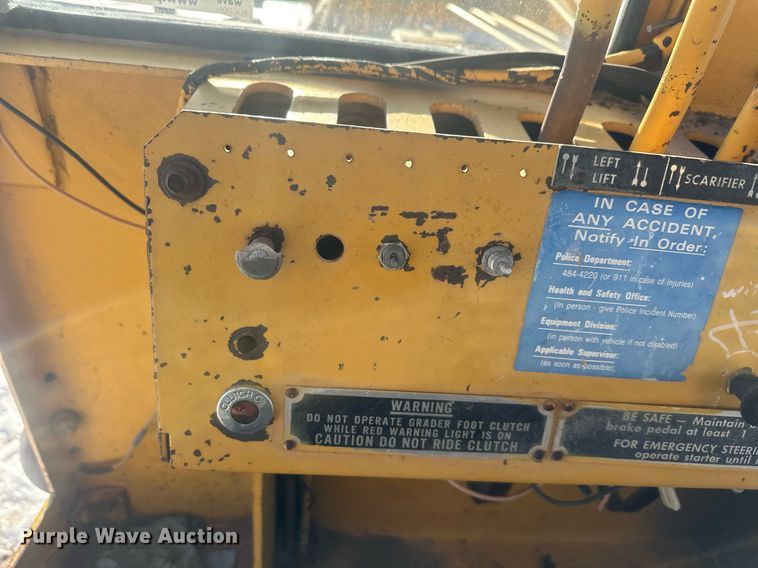 image for item ER5114 1972 Wabco 444 rigid frame motor grader