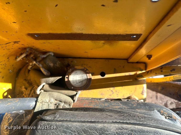 image for item ER5114 1972 Wabco 444 rigid frame motor grader