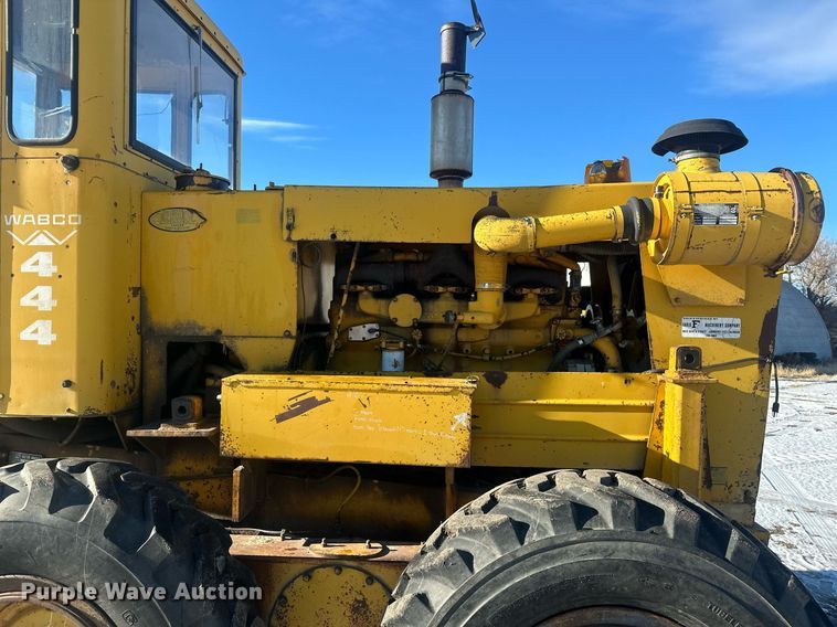 image for item ER5114 1972 Wabco 444 rigid frame motor grader