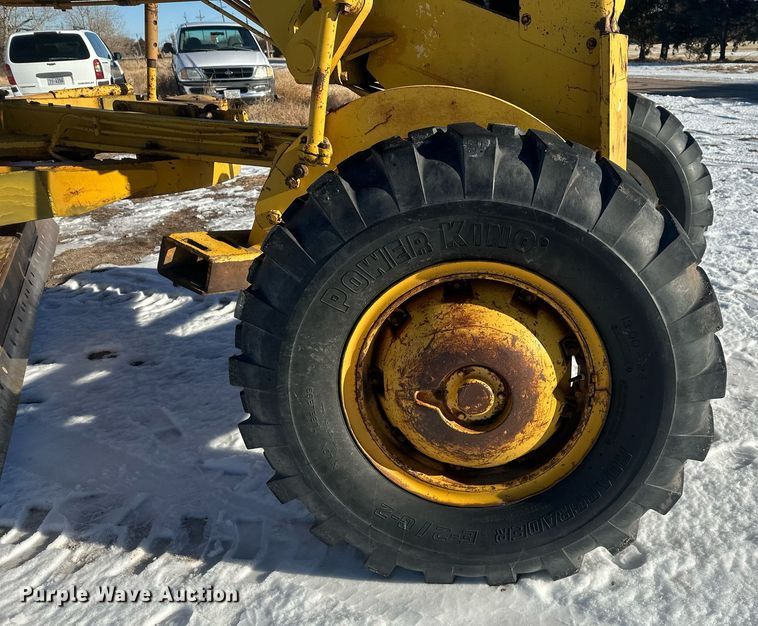 image for item ER5114 1972 Wabco 444 rigid frame motor grader