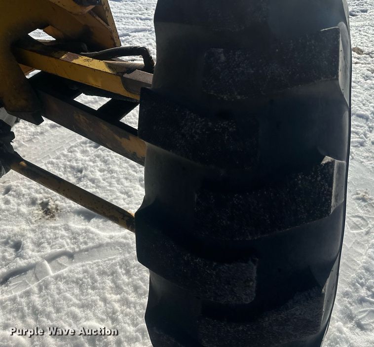 image for item ER5114 1972 Wabco 444 rigid frame motor grader