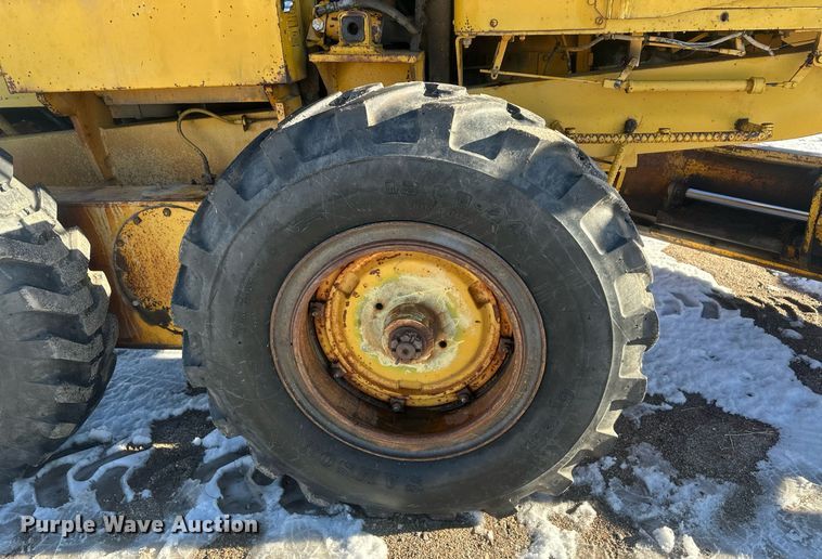 image for item ER5114 1972 Wabco 444 rigid frame motor grader